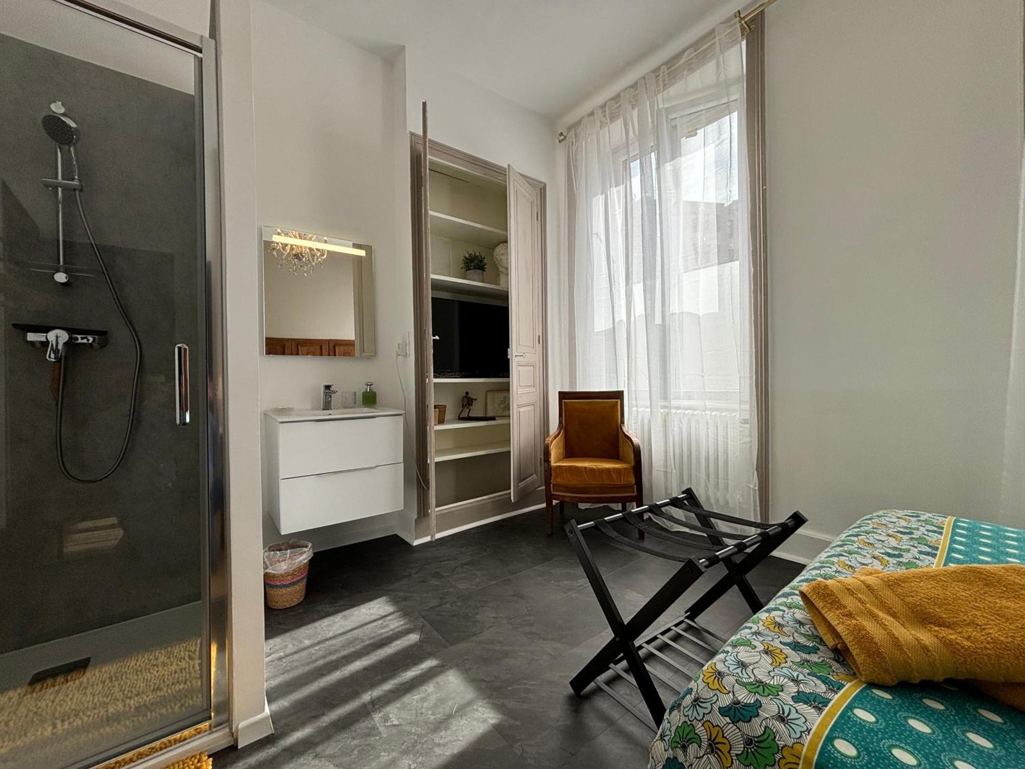Maison A La Guitarde - Hotel Particulier Hippolyte Châteauroux Dış mekan fotoğraf