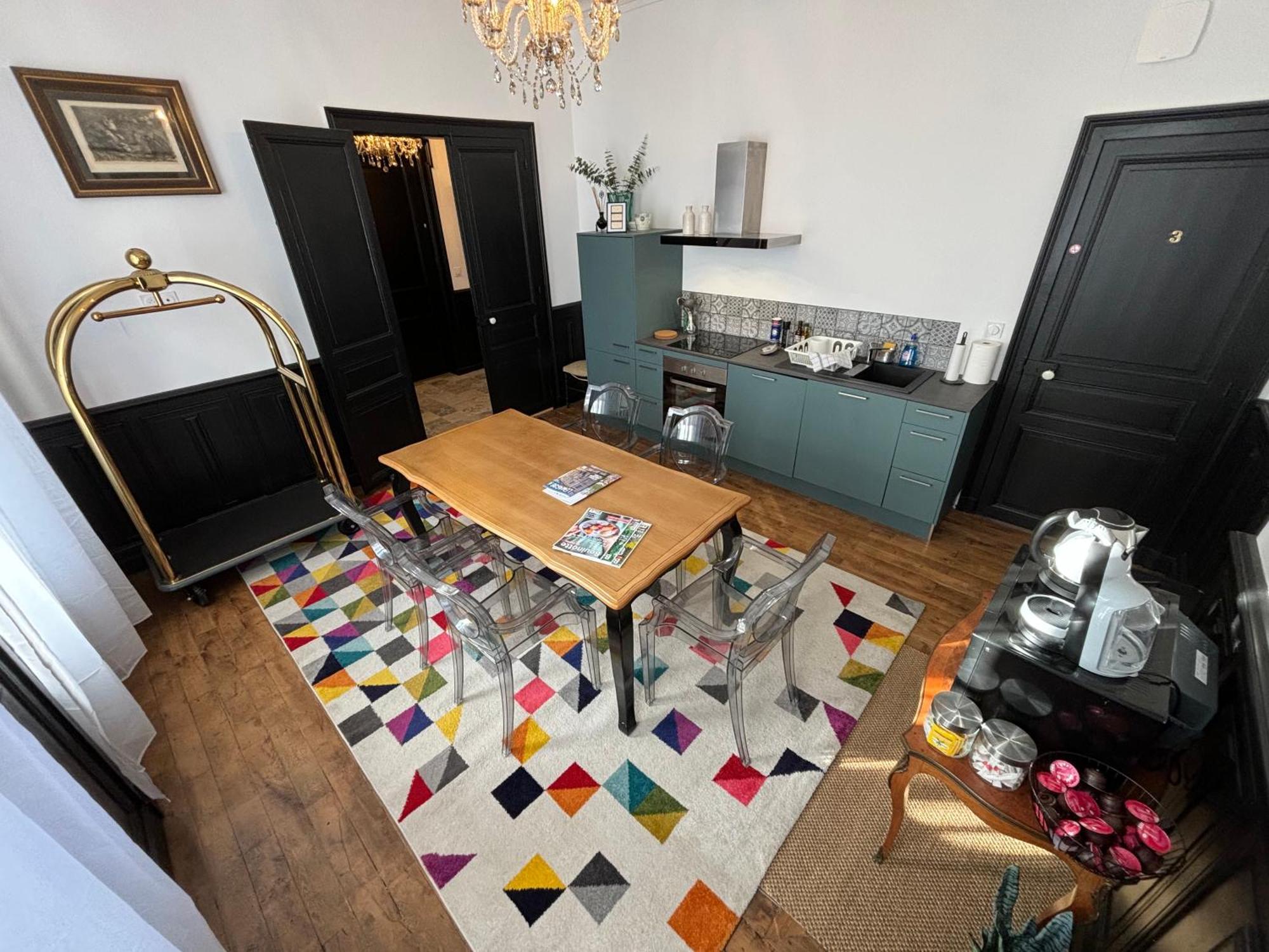 Maison A La Guitarde - Hotel Particulier Hippolyte Châteauroux Dış mekan fotoğraf